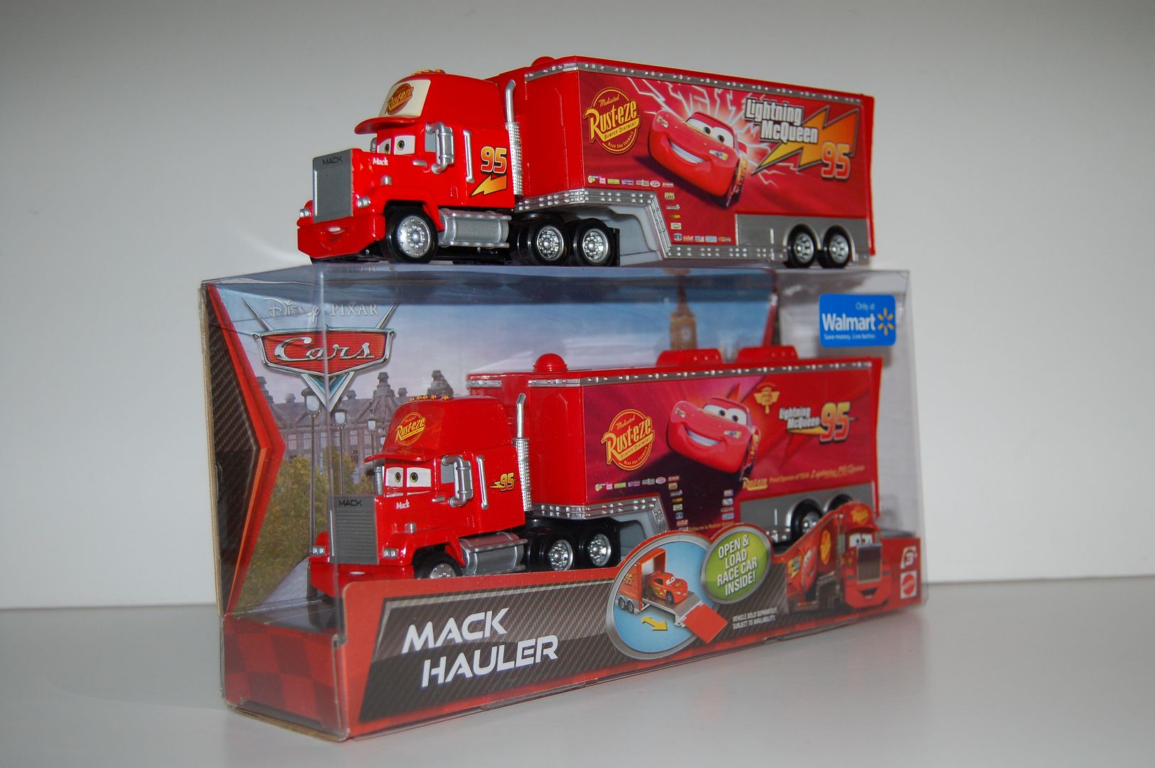 Mack and Wally haulers back at Walmart
