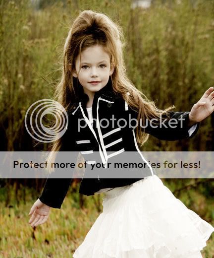 mackenzie foy Pictures, Images ...